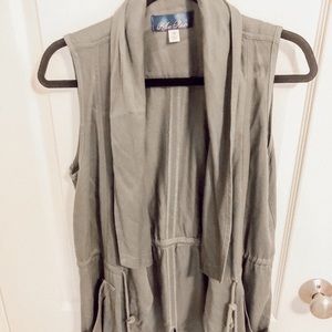 Francesca’s Medium Green Vest